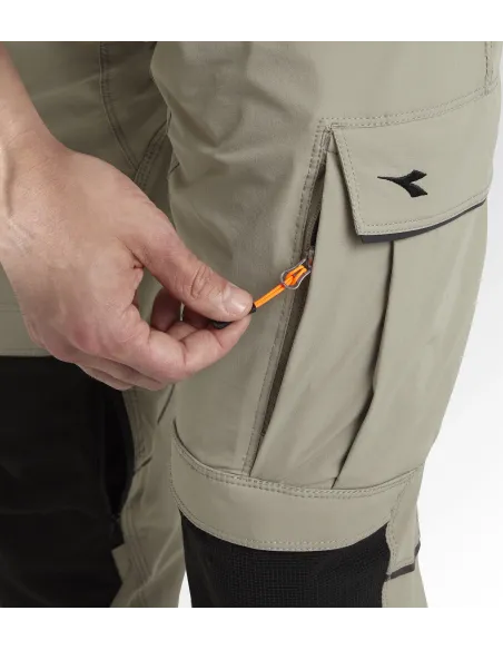 PANTALON TECH PERFORMANCE DIADORA 702.176200