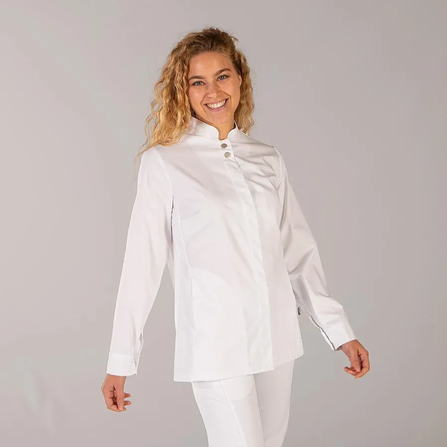 https://uniformesgarys.com/WebRoot/Store/Shops/UniformesGarys/60DF/D09D/DD3F/5599/A338/0A6E/4002/F2FA/660600-101-L.png
