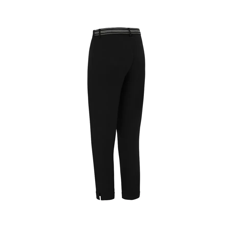 https://obrerol-monza.com/wp-content/uploads/2022/08/MONZA-4025-pantalon-traje-vestir-camarera-8.jpg